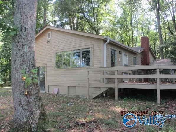 19822 Riverside St, Athens, AL 35611