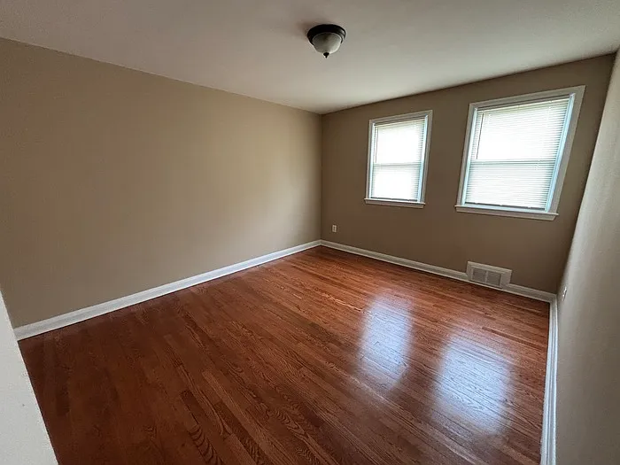 5928 Hillen Rd — Photo 15