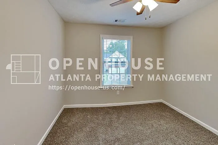 1357 Glenover Way — Photo 14