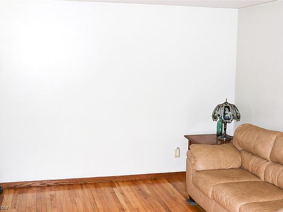 3rd image of 7773 E Parkside Dr