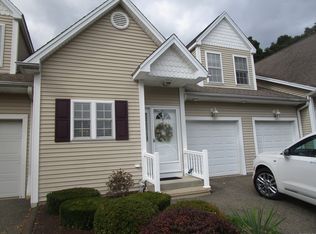 511 Elm St #2, North Haven, CT 06473