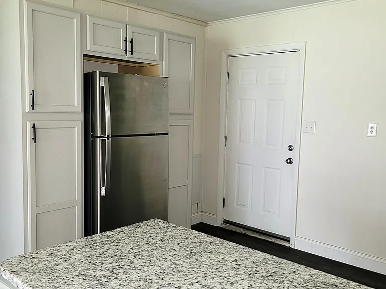 219 Stone Dr #1 — Photo 3