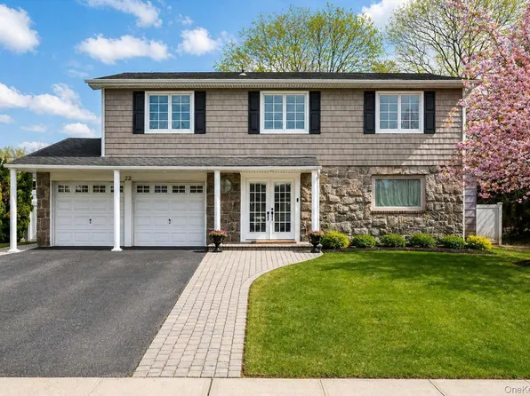 22 Delaware Avenue, Jericho, NY 11753