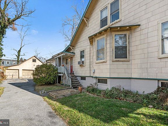 4th image of 3102 Woodhome Ave