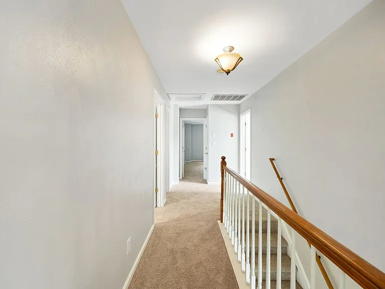 116 Hillside Ave — Photo 21