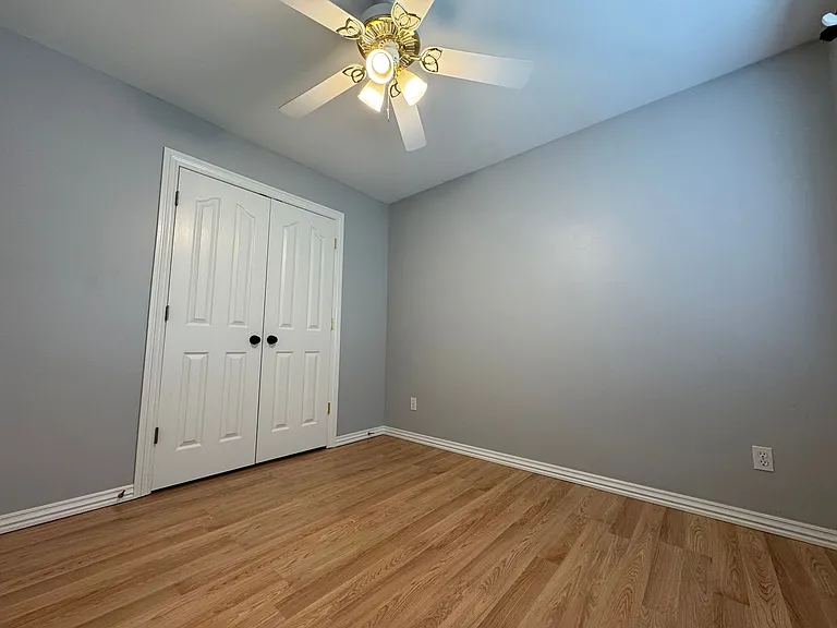 4905 Hawthorne Way — Photo 19