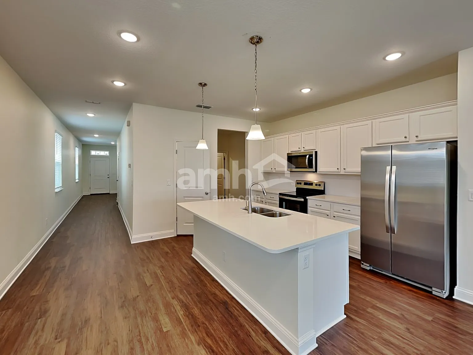 3 bed, 2.0 bath, 1588 sqft, $2,475 — Photo 3