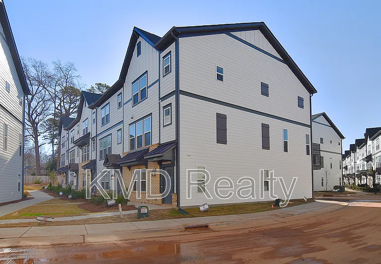 5029 Nestling Spring St — Photo 2