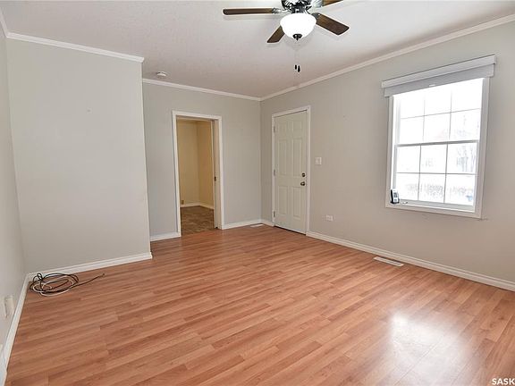 2nd image of 302 Main STREET