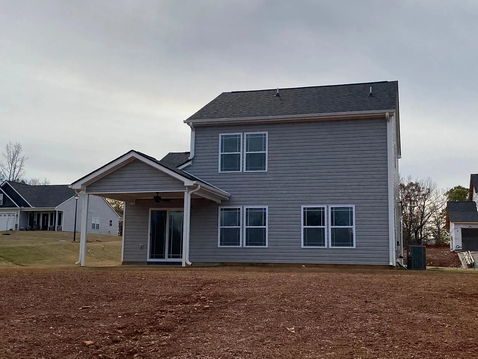 3 bed, 2.5 bath, 1700 sqft, $1,950 — Photo 2