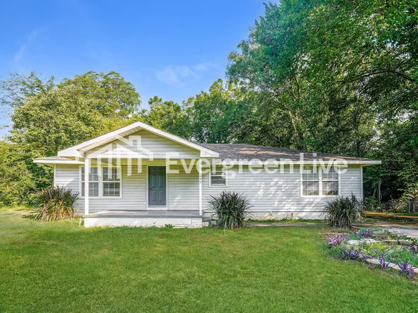 1832 Circlewood Dr, Birmingham, AL 35214