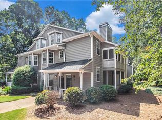 1491 Oakridge Ct, Decatur, GA 30033