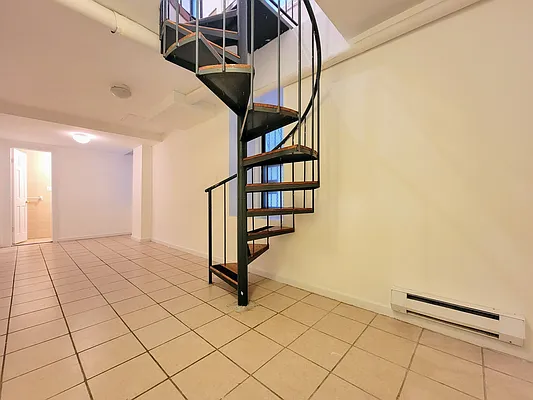 Rented by Gold & Appel Realty Corp | media 12