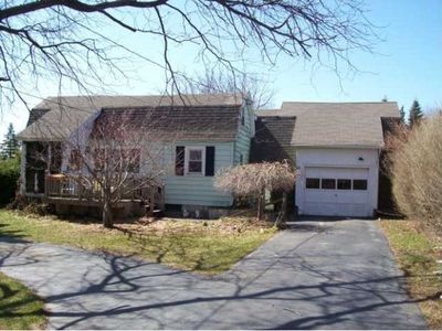 41 Salmon Creek Dr, Hilton, NY, 14468