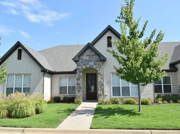 24 Saffron Cir, Little Rock, AR 72223