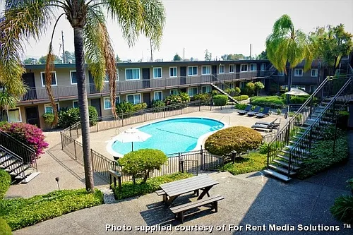 Marin Royal Apartments LLC Photo 1