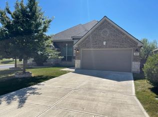 615 Raceland Rd, San Antonio, TX 78245