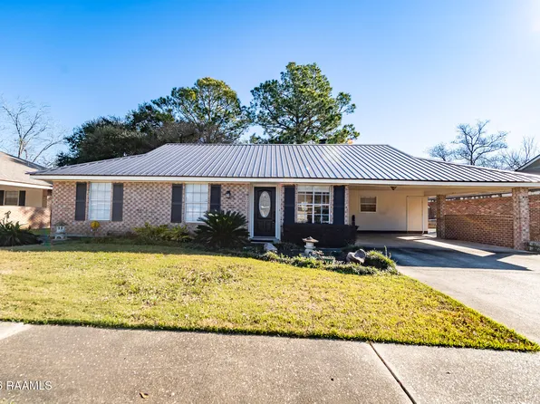 106 Saint Nicholas Dr, Lafayette, LA 70506