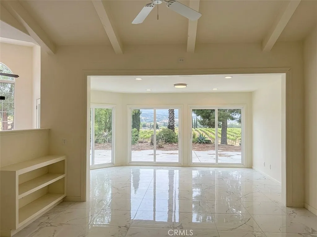 4 bed, 4.5 bath, 3098 sqft, $5,500 — Photo 4
