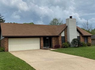 1256 Steens Creek Dr, Florence, MS 39073