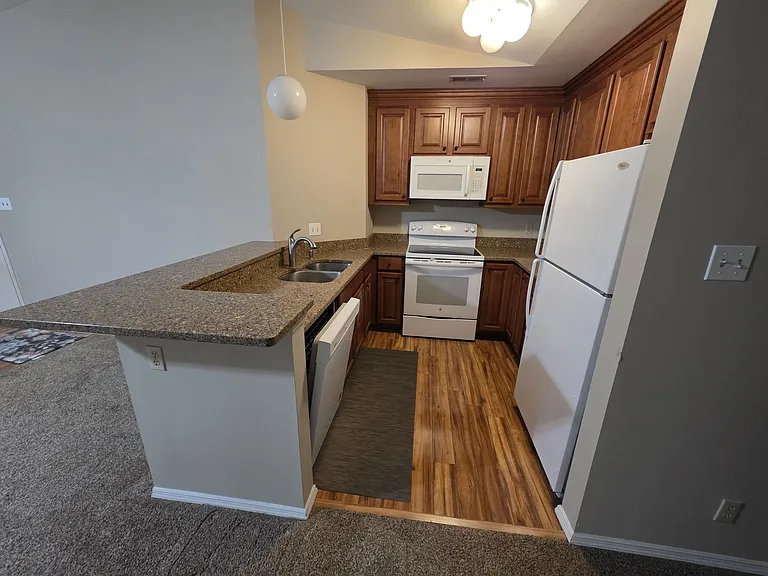 1310 Crossings Ct #D — Photo 11