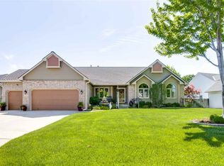 115 N Rainbow Lake Rd, Wichita, KS 67235