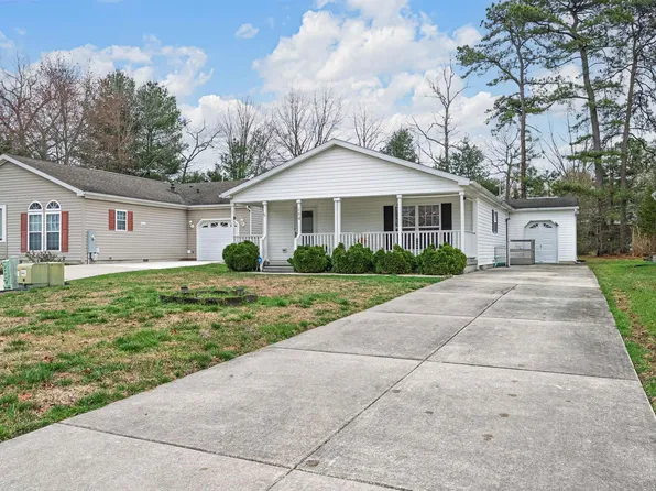 150 Troon Ct., Mays Landing, NJ 08330