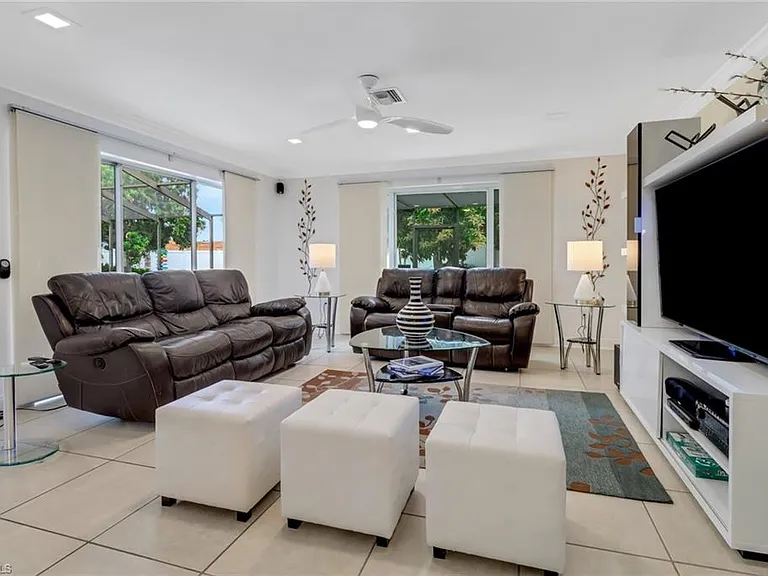 701 N Barfield Dr — Photo 14