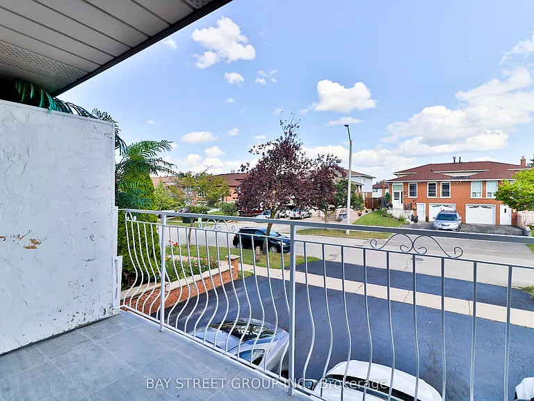 489 Fergo Ave #UPPER — Photo 15