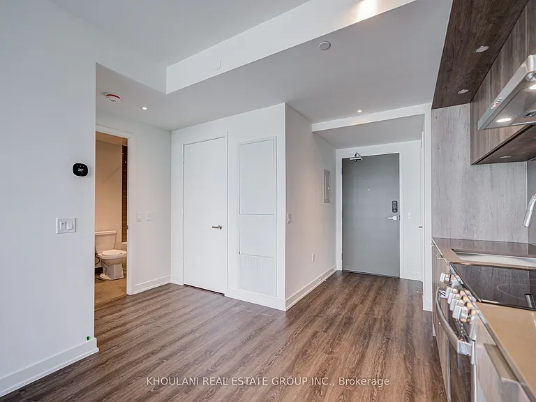 448 Burnhamthorpe Rd W #4906 — Photo 6