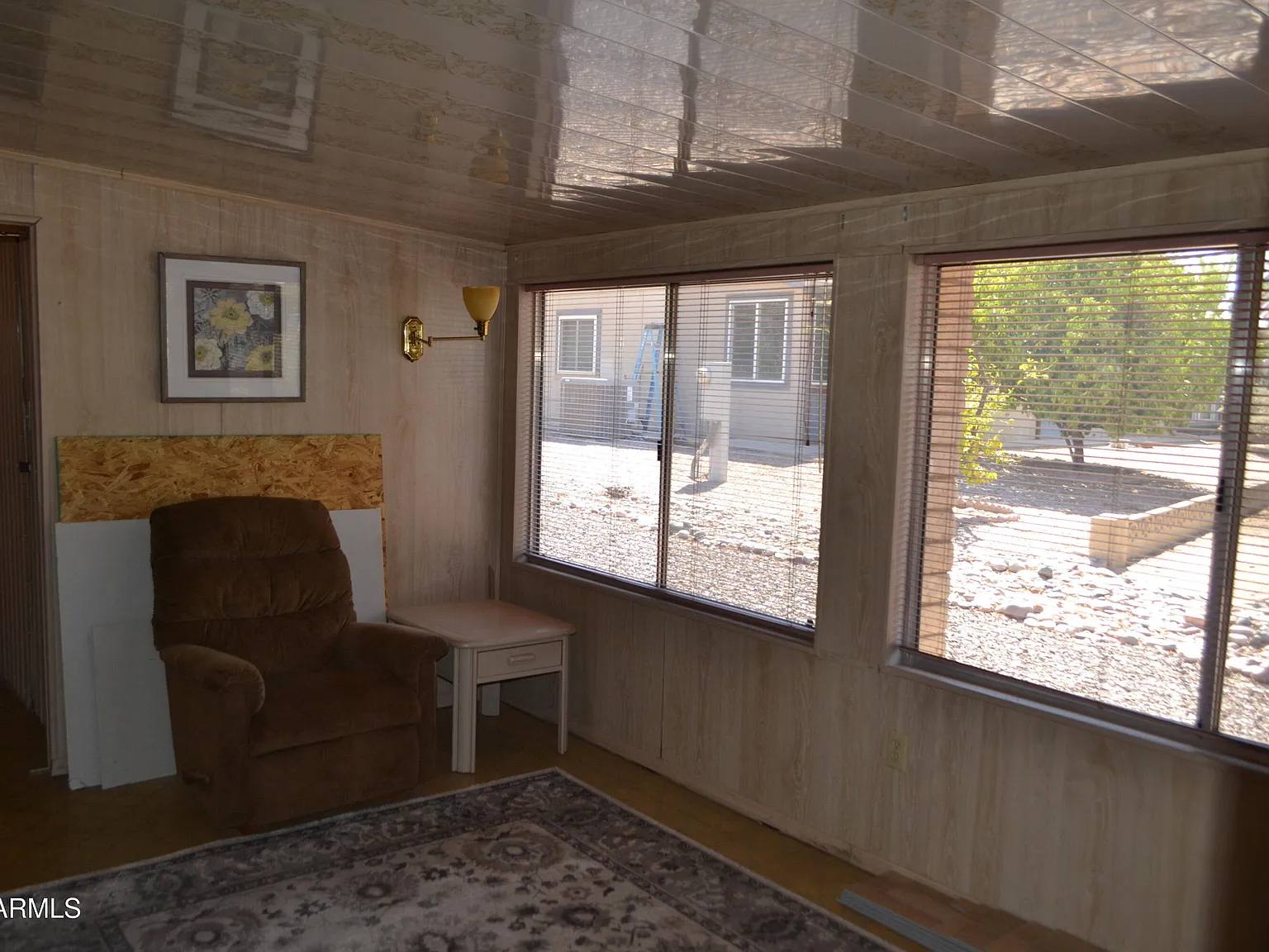 3 bed, 2.0 bath, 1000 sqft, $2,250 — Photo 2