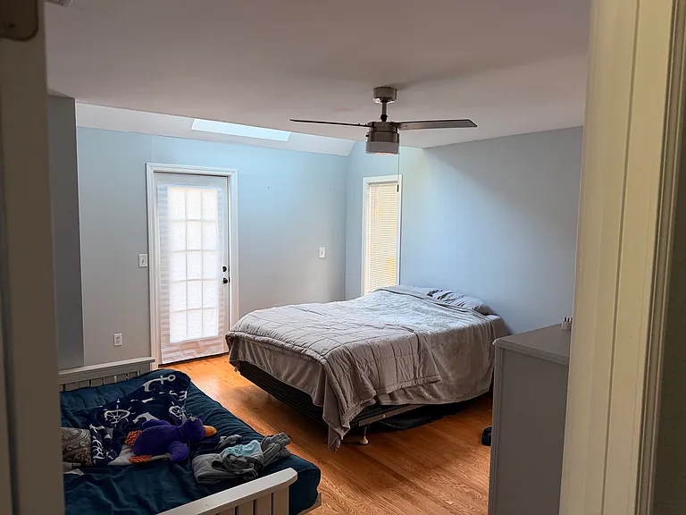 37 Isabelle Dr — Photo 15