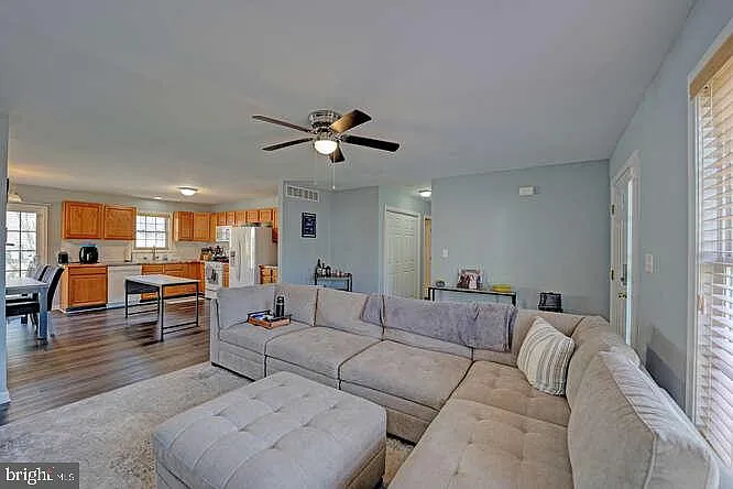 110 Fox Dale Rd — Photo 13