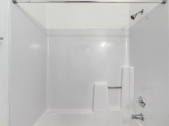 5th image of 13020 N 21st Pl #U08