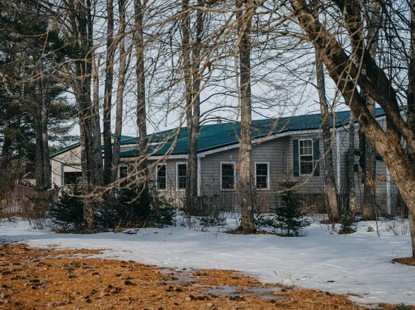 20 Cedar Lane, Etna, ME 04434