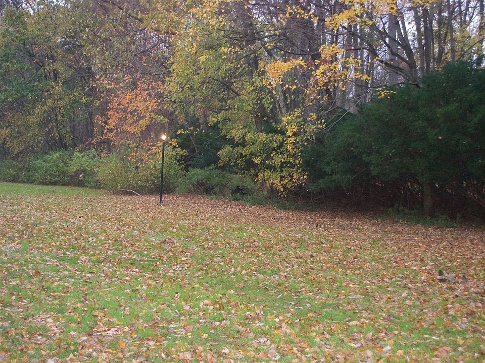 1st image of 107 Candlewood Dr