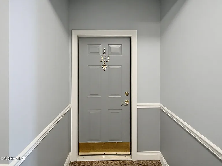 313 Mill Pond Way — Photo 2
