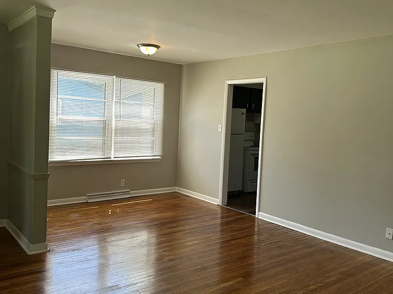 2107 W Coil St — Photo 3