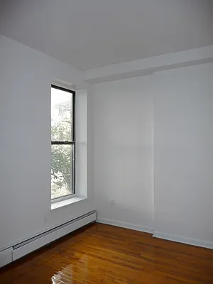 Rented by RC REAL ESTATE OF NEW YORK | media 32