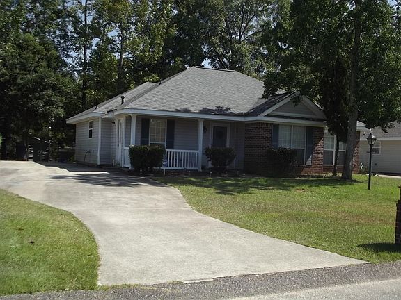 2nd image of 1792 Woodmont Dr