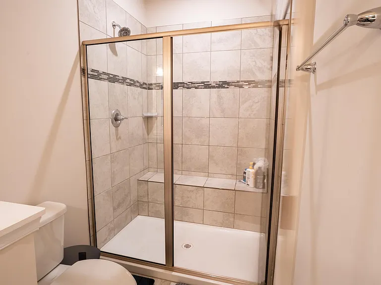 416 Lahinch Dr — Photo 9