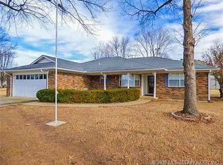 208 S Bk 1250 Rd, Stigler, OK 74462