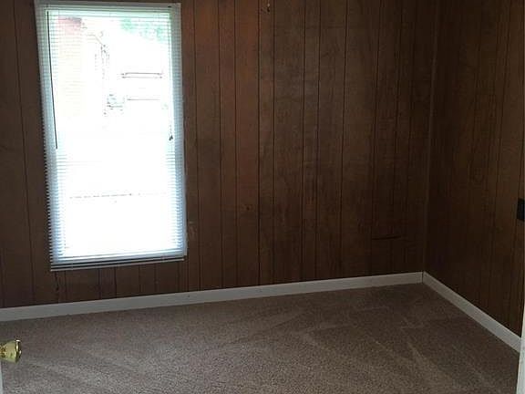 4th image of 4023 Braden Ave