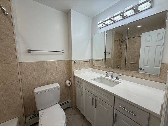 3rd image of 1947 85th St #2F