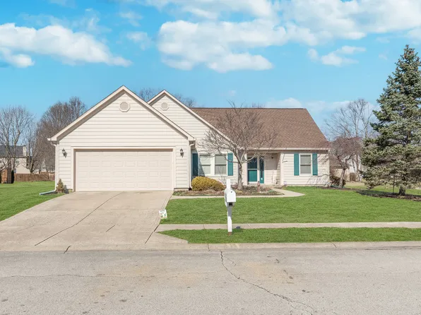 9930 Chinquapin Ct, Carmel, IN 46033