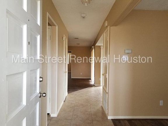 3rd image of 3622 Black Crickett Ct