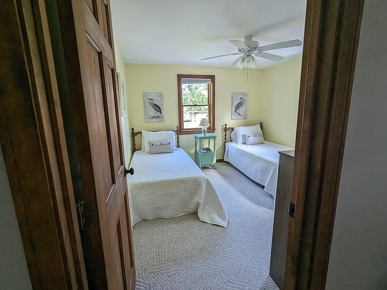 18 Chamberlain Ct — Photo 25