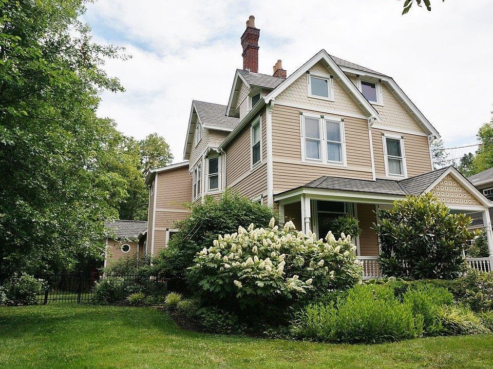 1st image of 117 Wentworth Ave