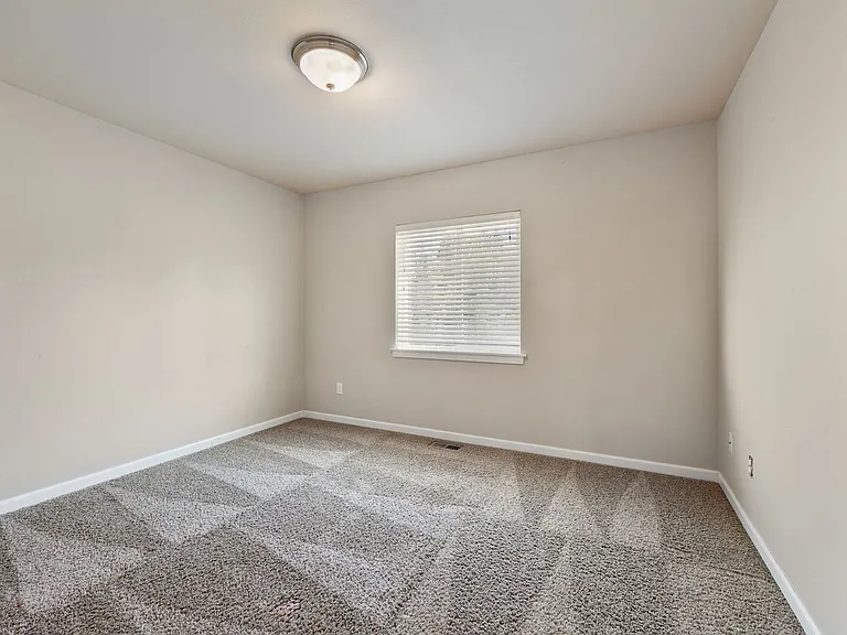 4335 17th Way NE — Photo 33