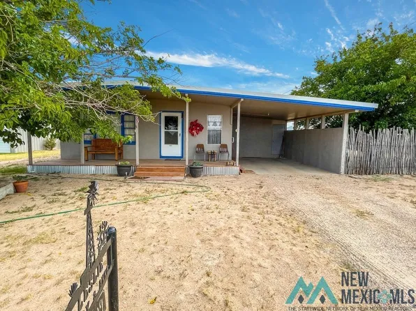 1009 E Merryman Dr, Jal, NM 88252